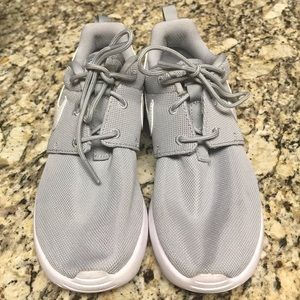 Youth Girls Nike Roshe One